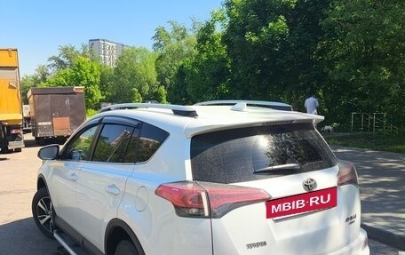 Toyota RAV4, 2018 год, 3 450 000 рублей, 3 фотография