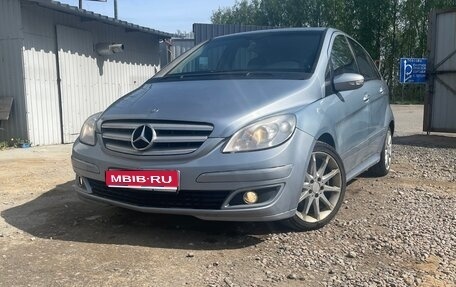 Mercedes-Benz B-Класс, 2005 год, 499 999 рублей, 1 фотография
