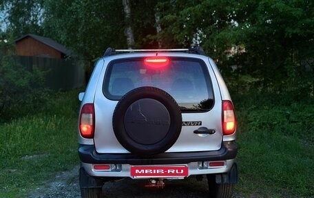 Chevrolet Niva I рестайлинг, 2006 год, 225 000 рублей, 8 фотография