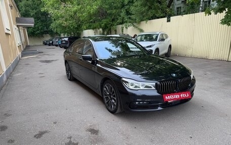 BMW 7 серия, 2017 год, 2 950 000 рублей, 3 фотография