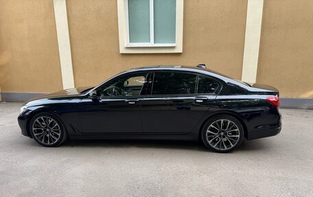 BMW 7 серия, 2017 год, 2 950 000 рублей, 8 фотография