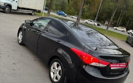 Hyundai Elantra V, 2013 год, 750 000 рублей, 3 фотография