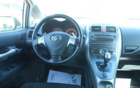 Toyota Auris II, 2007 год, 698 000 рублей, 10 фотография