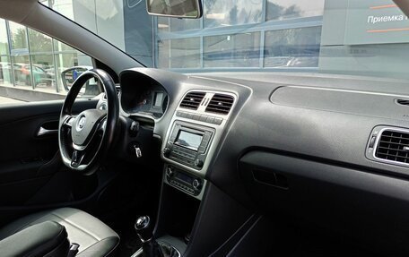 Volkswagen Polo VI (EU Market), 2017 год, 1 277 000 рублей, 9 фотография