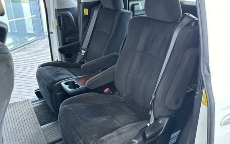 Toyota Vellfire I, 2010 год, 2 320 000 рублей, 8 фотография