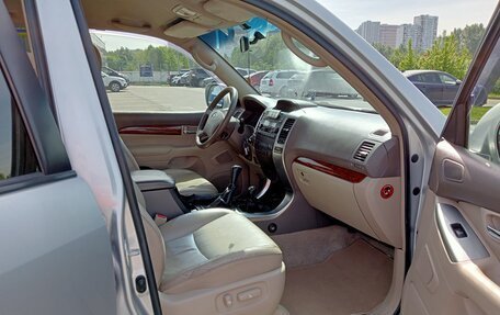 Toyota Land Cruiser Prado 120 рестайлинг, 2007 год, 1 800 000 рублей, 1 фотография
