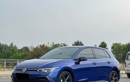 Volkswagen Golf VIII, 2023 год, 2 010 000 рублей, 1 фотография