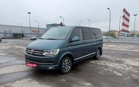 Volkswagen Caravelle T6 рестайлинг, 2018 год, 3 730 000 рублей, 1 фотография