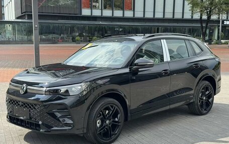 Volkswagen Tiguan, 2025 год, 4 890 000 рублей, 1 фотография