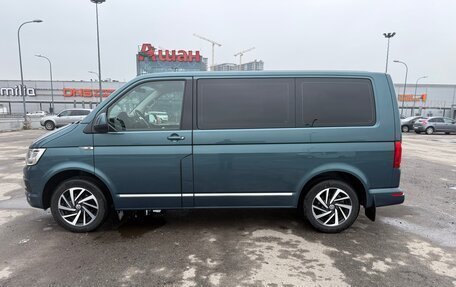 Volkswagen Caravelle T6 рестайлинг, 2018 год, 3 730 000 рублей, 8 фотография