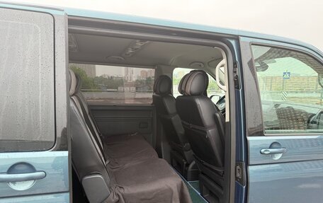 Volkswagen Caravelle T6 рестайлинг, 2018 год, 3 730 000 рублей, 10 фотография
