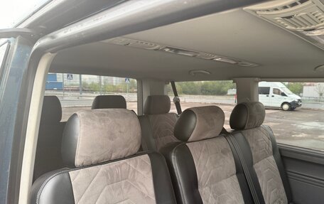 Volkswagen Caravelle T6 рестайлинг, 2018 год, 3 730 000 рублей, 11 фотография