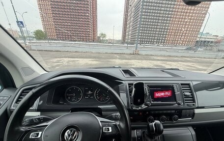 Volkswagen Caravelle T6 рестайлинг, 2018 год, 3 730 000 рублей, 13 фотография