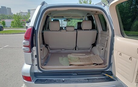 Toyota Land Cruiser Prado 120 рестайлинг, 2007 год, 1 800 000 рублей, 11 фотография