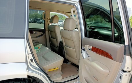 Toyota Land Cruiser Prado 120 рестайлинг, 2007 год, 1 800 000 рублей, 9 фотография