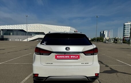 Lexus RX IV рестайлинг, 2022 год, 7 400 000 рублей, 8 фотография