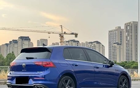 Volkswagen Golf VIII, 2023 год, 2 010 000 рублей, 8 фотография