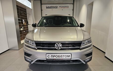 Volkswagen Tiguan II, 2019 год, 2 649 000 рублей, 2 фотография