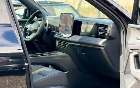 Volkswagen Tiguan, 2026 год, 4 650 000 рублей, 22 фотография