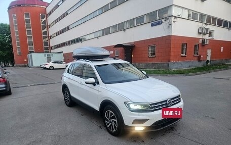 Volkswagen Tiguan II, 2018 год, 2 450 000 рублей, 7 фотография