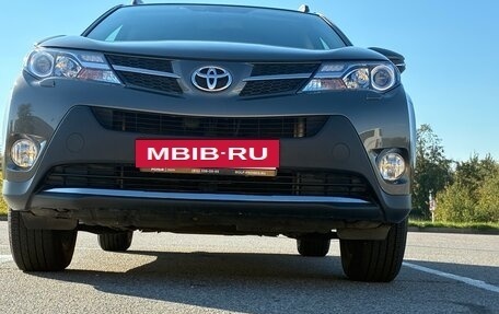 Toyota RAV4, 2013 год, 2 450 000 рублей, 2 фотография
