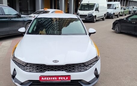 KIA K5, 2021 год, 1 880 000 рублей, 1 фотография