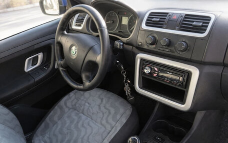 Skoda Fabia II, 2008 год, 290 000 рублей, 17 фотография