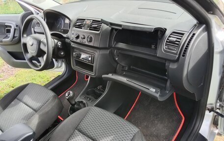 Skoda Fabia II, 2012 год, 410 000 рублей, 19 фотография
