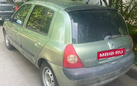 Renault Clio III, 2002 год, 260 000 рублей, 2 фотография