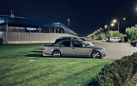 Mercedes-Benz W124, 1992 год, 8 790 000 рублей, 16 фотография