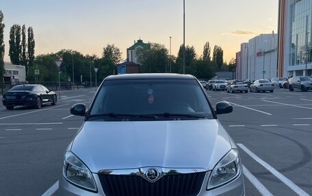 Skoda Fabia II, 2011 год, 690 000 рублей, 2 фотография