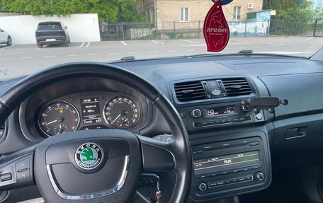 Skoda Fabia II, 2011 год, 690 000 рублей, 8 фотография