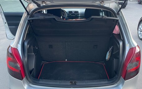 Skoda Fabia II, 2011 год, 690 000 рублей, 17 фотография