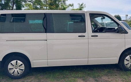 Volkswagen Caravelle T6 рестайлинг, 2022 год, 3 050 000 рублей, 8 фотография