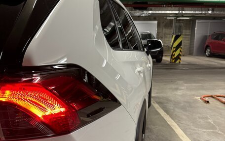 Toyota RAV4, 2022 год, 4 100 000 рублей, 6 фотография