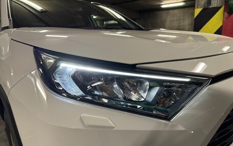 Toyota RAV4, 2022 год, 4 100 000 рублей, 10 фотография