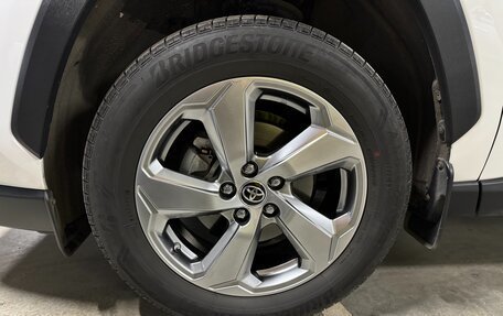 Toyota RAV4, 2022 год, 4 100 000 рублей, 11 фотография