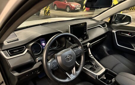 Toyota RAV4, 2022 год, 4 100 000 рублей, 17 фотография