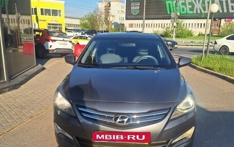 Hyundai Solaris II рестайлинг, 2014 год, 560 000 рублей, 5 фотография
