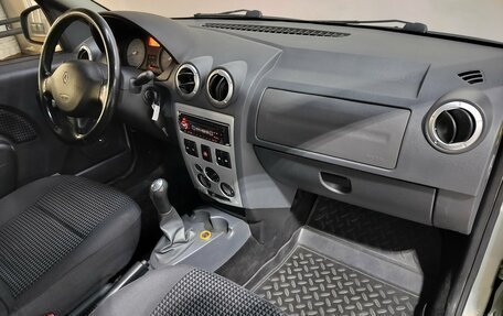 Renault Logan I, 2009 год, 330 000 рублей, 10 фотография