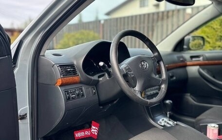 Toyota Avensis III рестайлинг, 2007 год, 599 000 рублей, 22 фотография