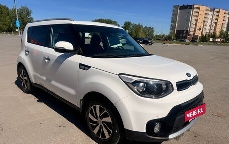 KIA Soul II рестайлинг, 2017 год, 2 050 000 рублей, 3 фотография
