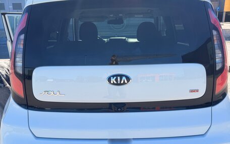 KIA Soul II рестайлинг, 2017 год, 2 050 000 рублей, 19 фотография