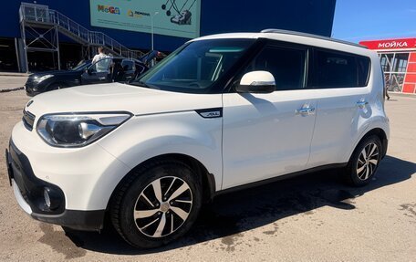 KIA Soul II рестайлинг, 2017 год, 2 050 000 рублей, 23 фотография