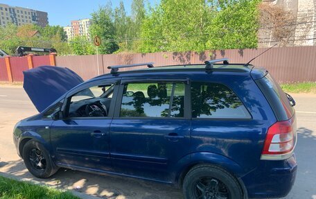Opel Zafira B, 2008 год, 380 000 рублей, 2 фотография