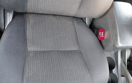 Toyota Corolla, 2006 год, 300 000 рублей, 18 фотография