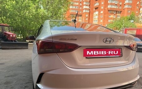 Hyundai Solaris II рестайлинг, 2021 год, 1 573 000 рублей, 5 фотография