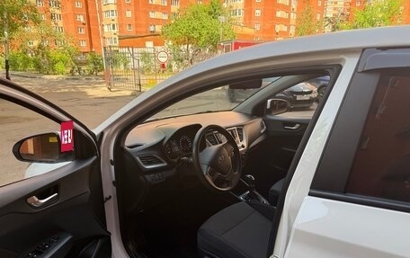 Hyundai Solaris II рестайлинг, 2021 год, 1 573 000 рублей, 9 фотография