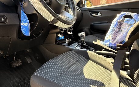 KIA Rio IV, 2018 год, 1 650 000 рублей, 9 фотография