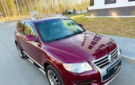 Volkswagen Touareg III, 2008 год, 1 099 000 рублей, 2 фотография